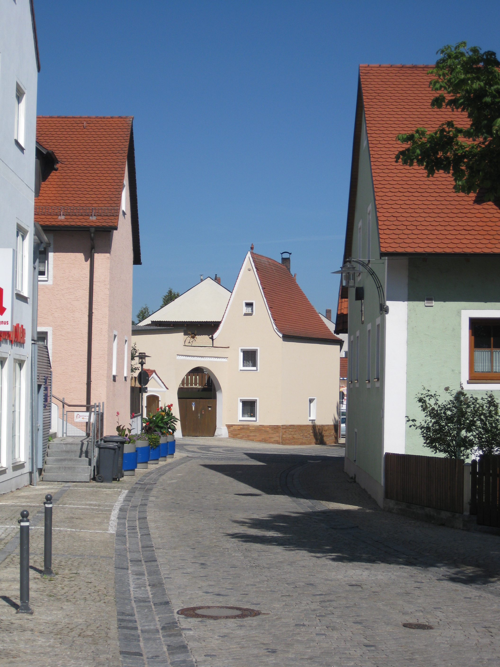 Ortsdurchfahrt Lappersdorf mit Blick auf Zeitlerhaus