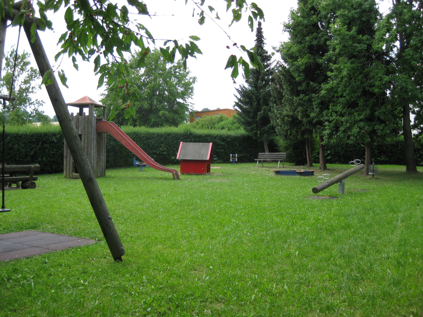 Spielplatz Rodauer Weg.JPG